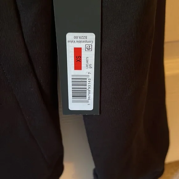 Karl Lagerfeld Hoodie, size XS, NWT - Picture 4 of 8